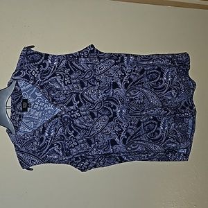 Jones of New York,  Sleeveless Collar V Neck.